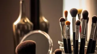 Clean Makeup Brushes To Banish Bacteria