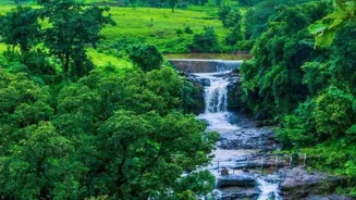 Explore India's 8 Enchanting Natural Wonders.
