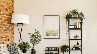 Declutter Your Home Simply in 7 Steps.