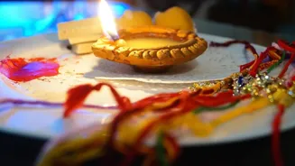 Gold Rakhi Buying Guide for Raksha Bandhan 2025