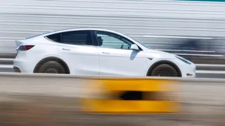 Tesla to Unveil Cheaper Model Y on October 7?