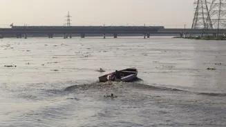 Delhi on Alert as Yamuna River Exceeds Danger Mark