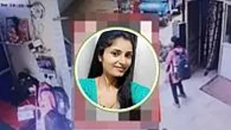 Katni Girl Boards Train for Raksha Bandhan