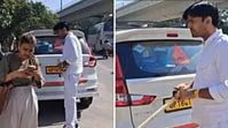 Cab Driver Attacks Women with Stick in Noida