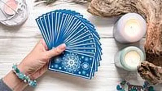 Your Tarot Card Reading For September Is Here