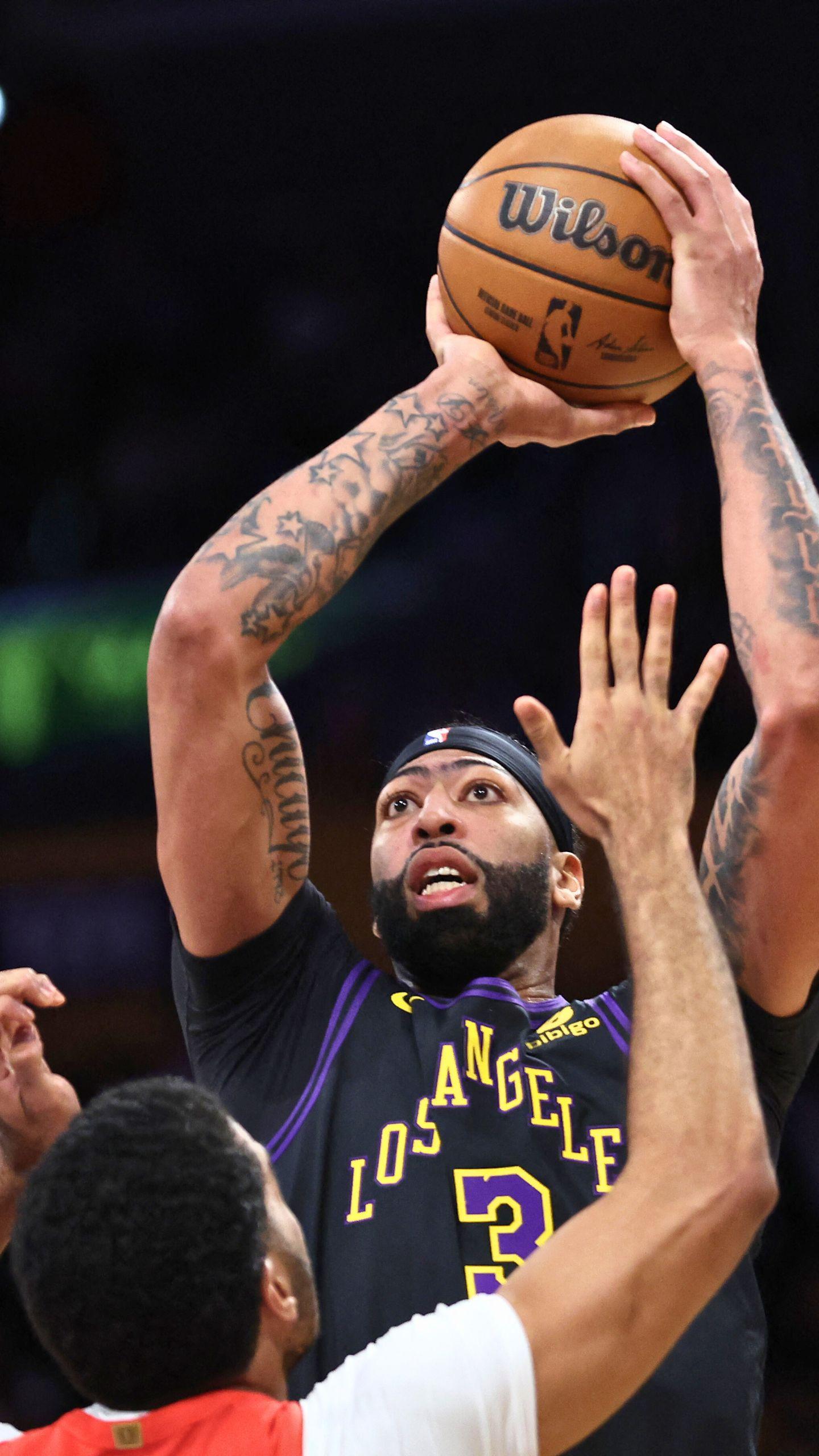 Rainey Qualley and Anthony Wilson Celebrate Halloween-Themed Wedding in California Mountains