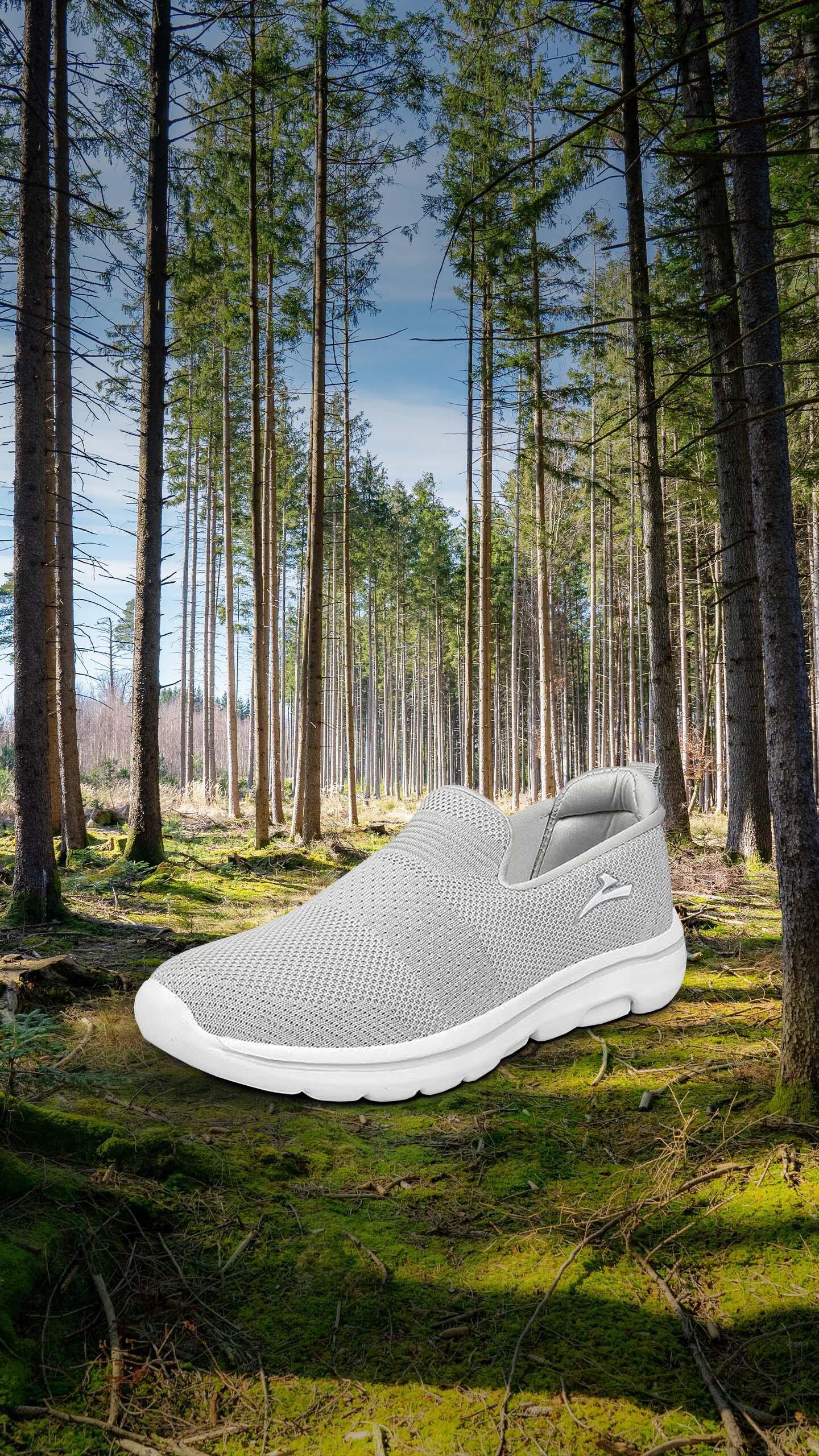 Podiatrists Recommend Oofos Recovery Shoes for Plantar Fasciitis Relief