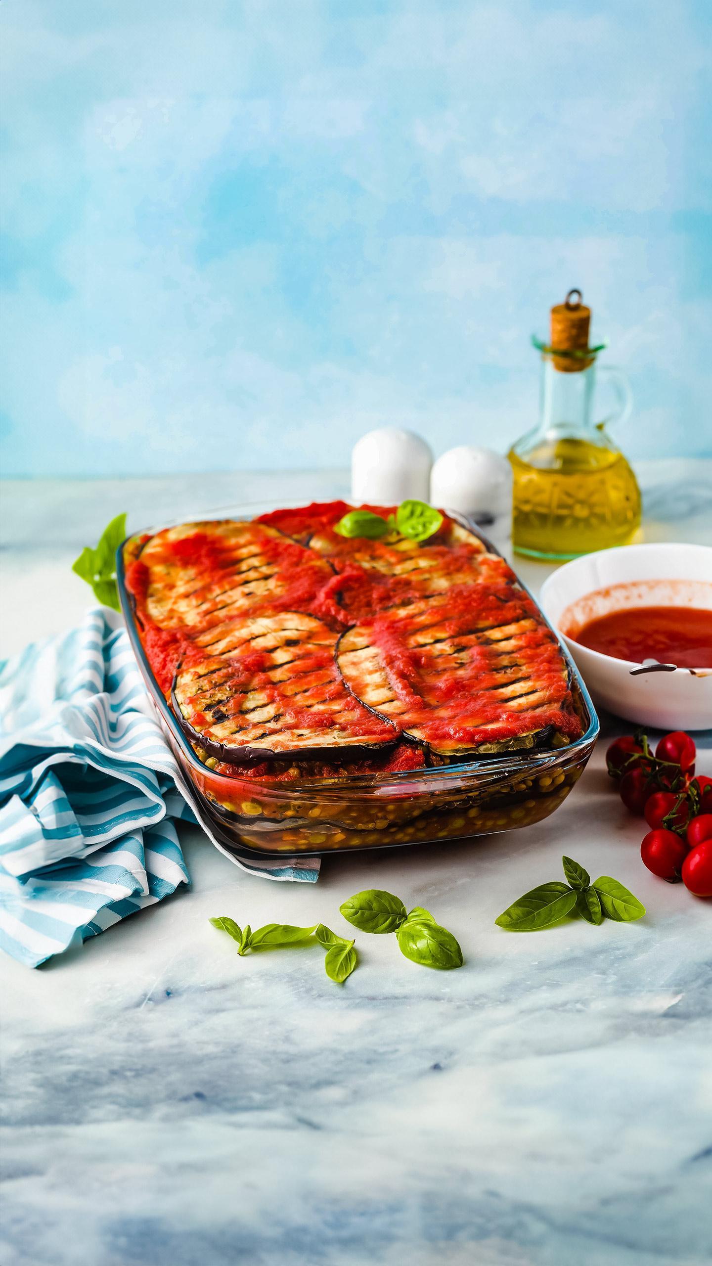 Feel-Good Friday Highlights: Lasagne Launch and Bagpipe World Record Attempt