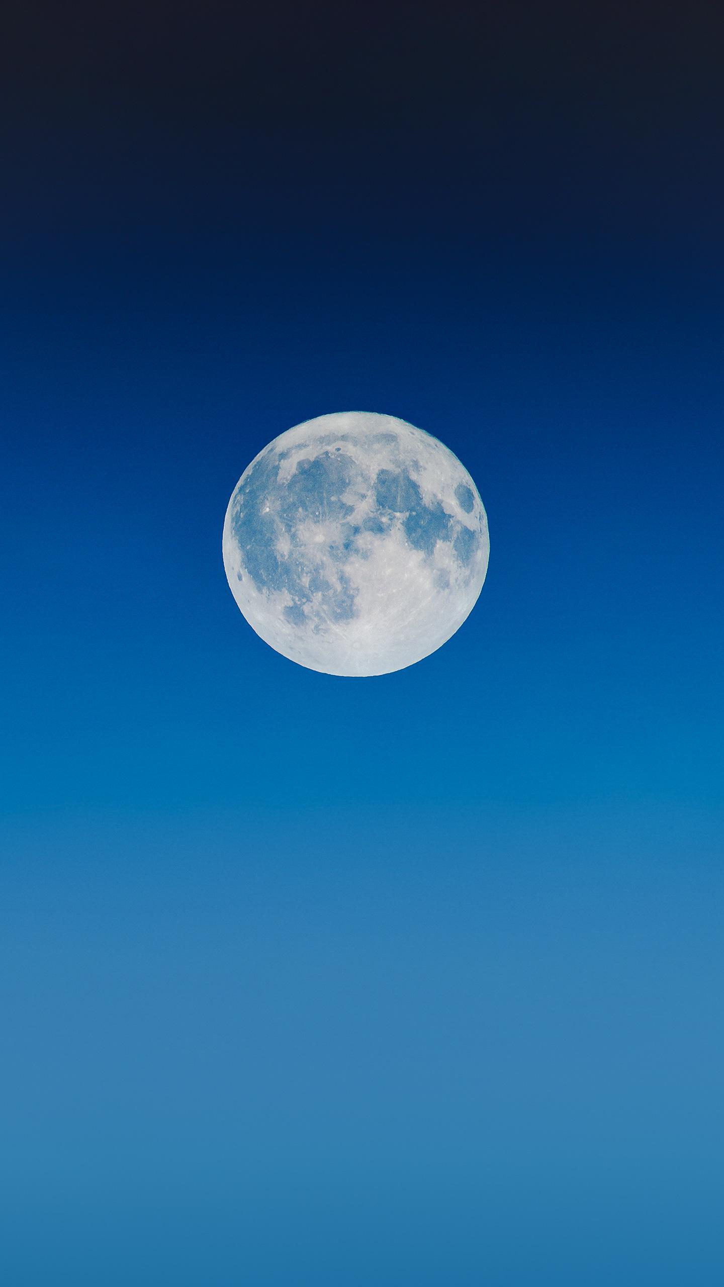 USA Today Publishes Daily Horoscopes Highlighting Taurus Full Moon's Influence