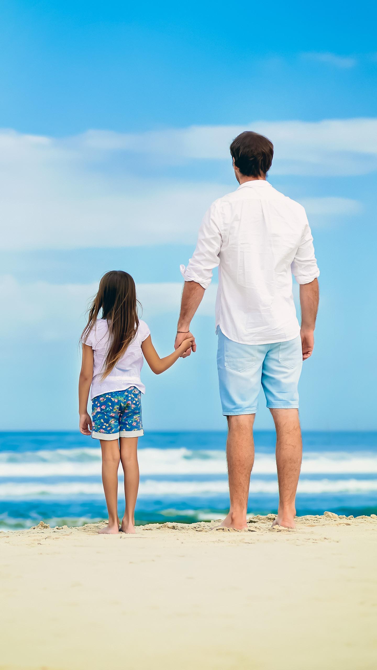 Father's 17-Year Tradition with Daughter's Birthday Shirt Captivates Social Media