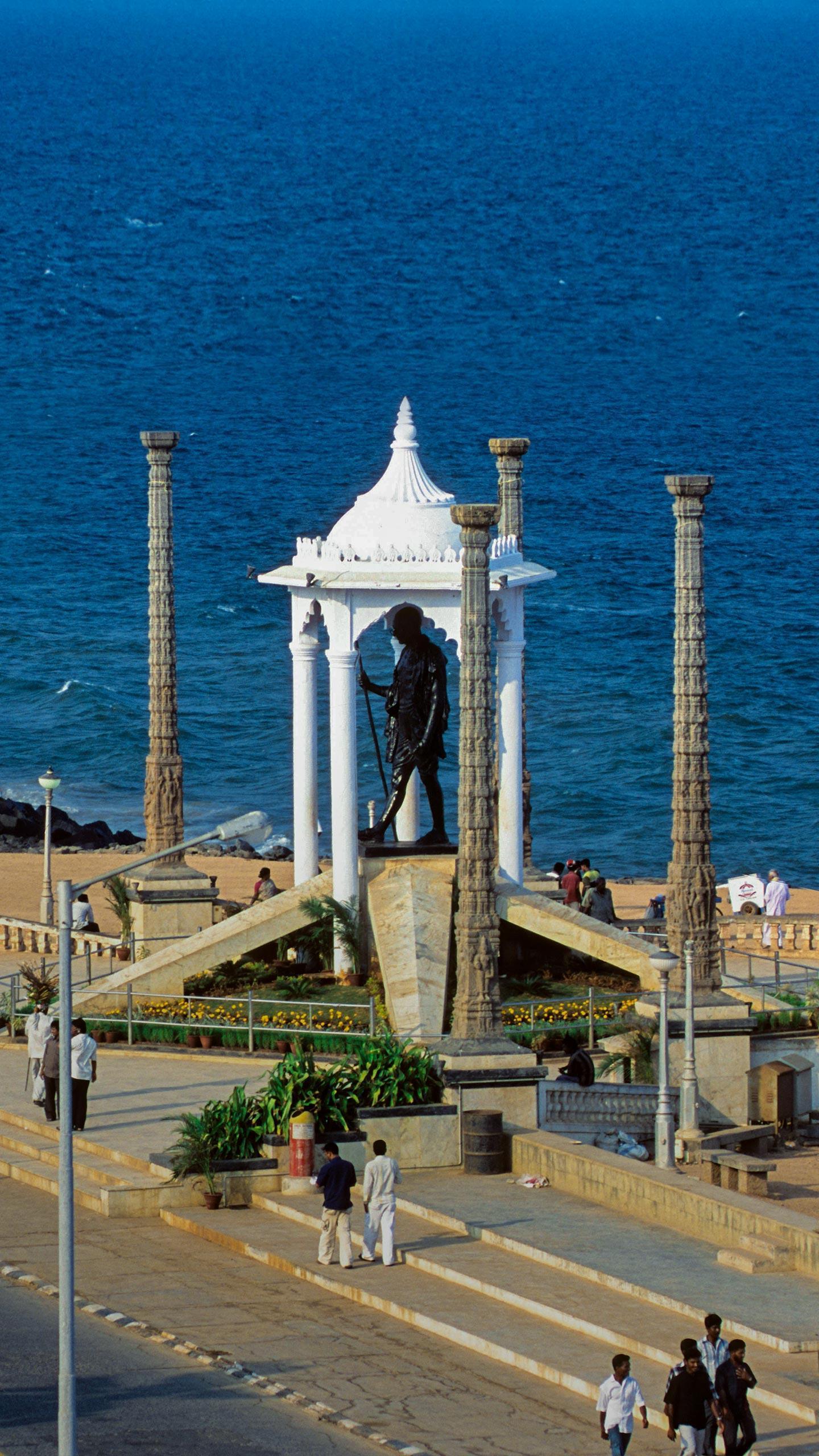 Public Health Leaders Confront Federal Changes and MAHA Movement's Rise