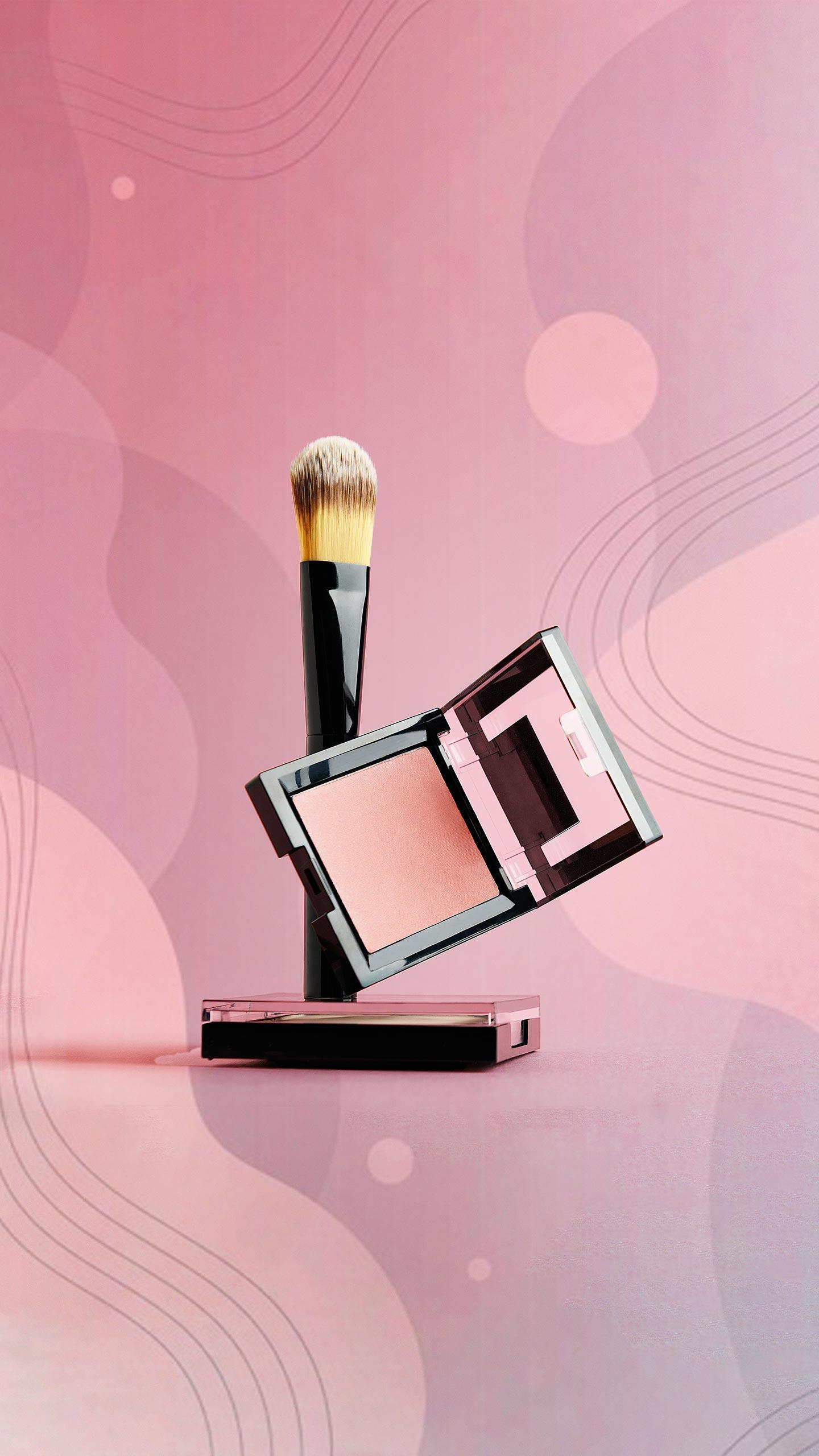 Olandria Carthen Shares Her 10-Minute Beauty Routine for a Bright, Blushy Look