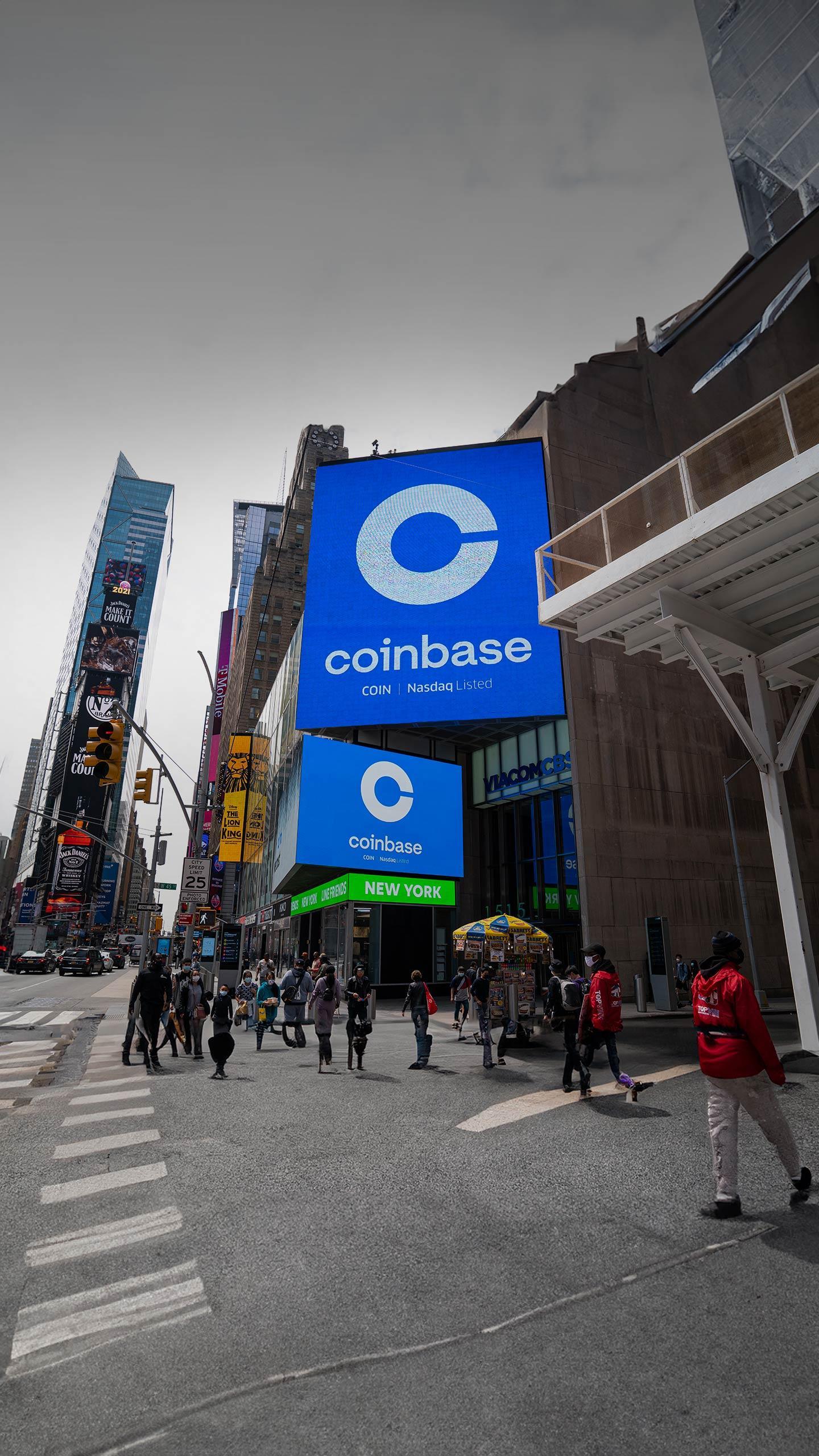 New York City Woman Uses Marathon Sign to Find Love, Challenges Traditional Dating
