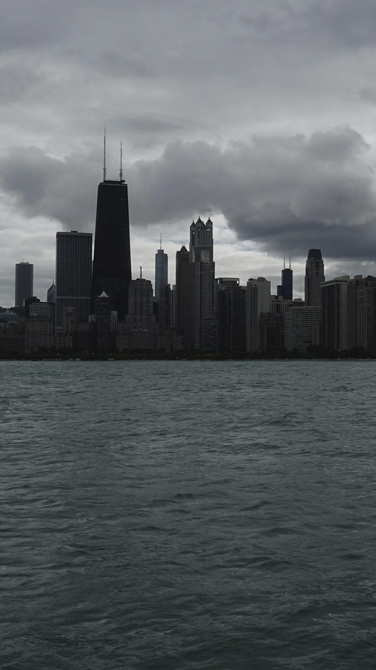 Chicago Weather Forecast: Increasing Clouds and Isolated Showers Expected
