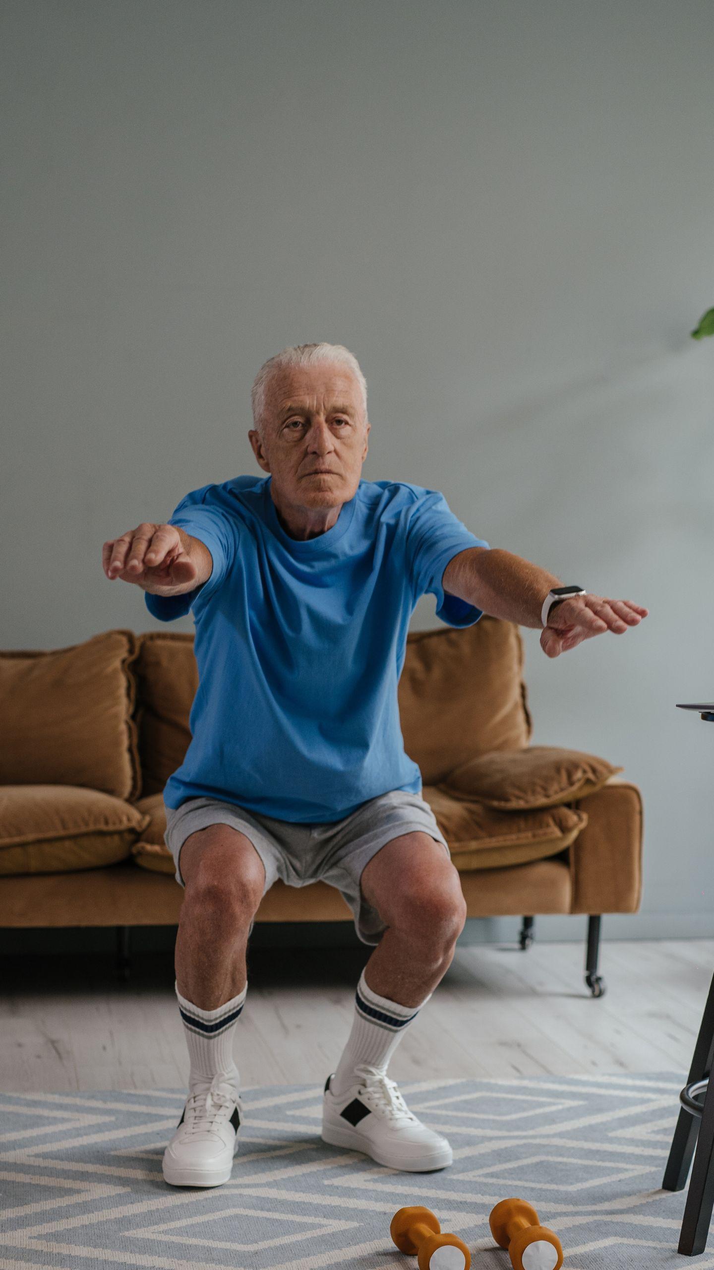 Study Reveals Decrease in Functional Base of Support with Age, Impacting Elderly Balance
