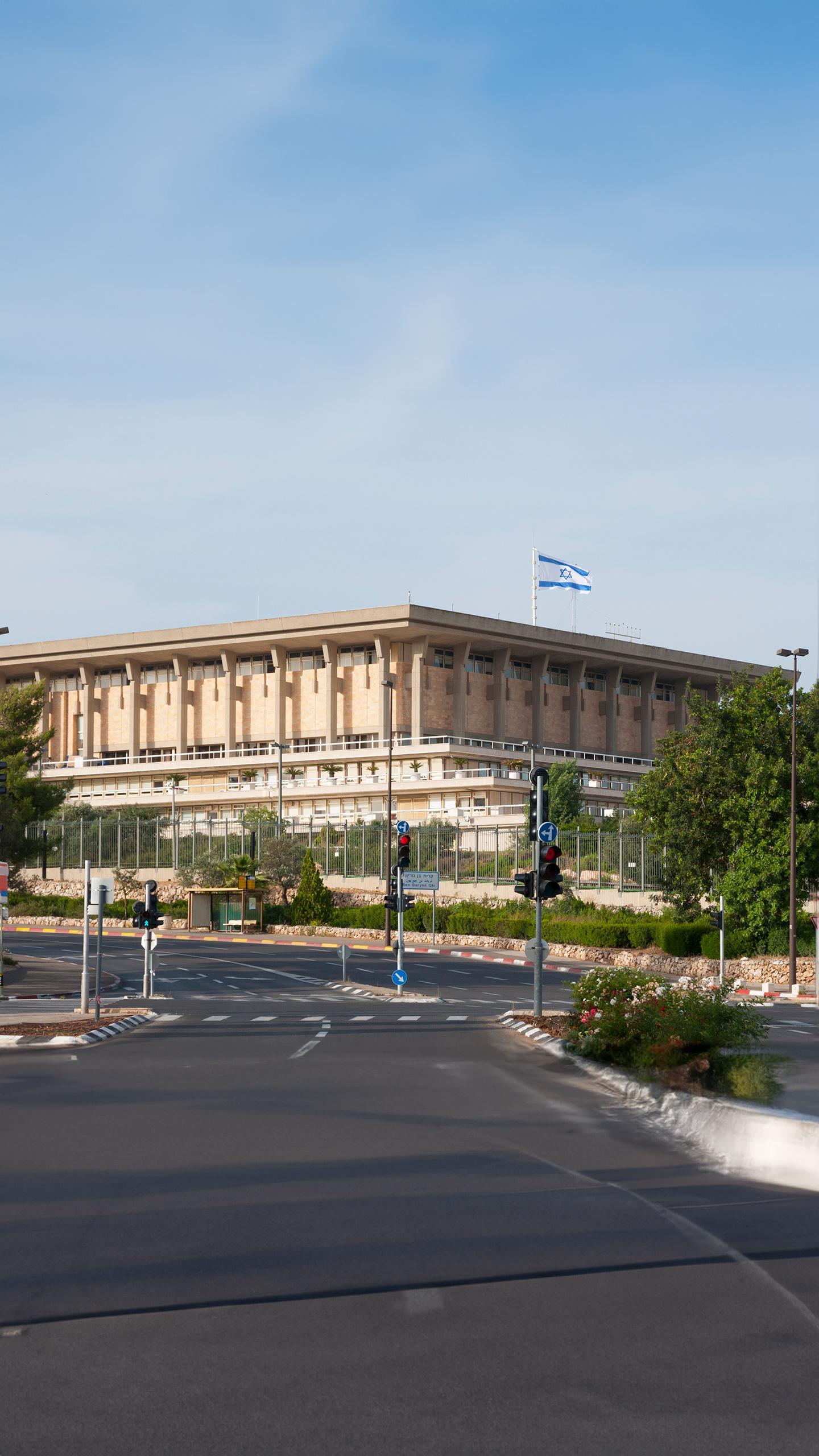 Gila Tolub's Journey from McKinsey to Trauma Healing in Israel
