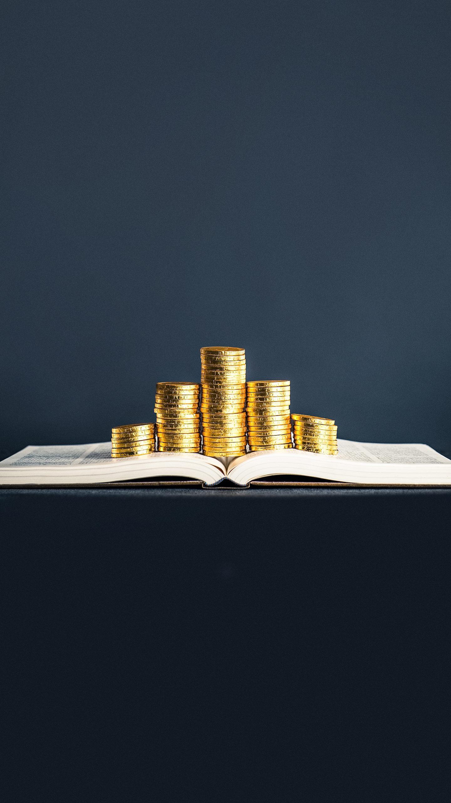 Authors of 'Money Together' Advocate for Open Financial Discussions Among Couples to Strengthen Relationships