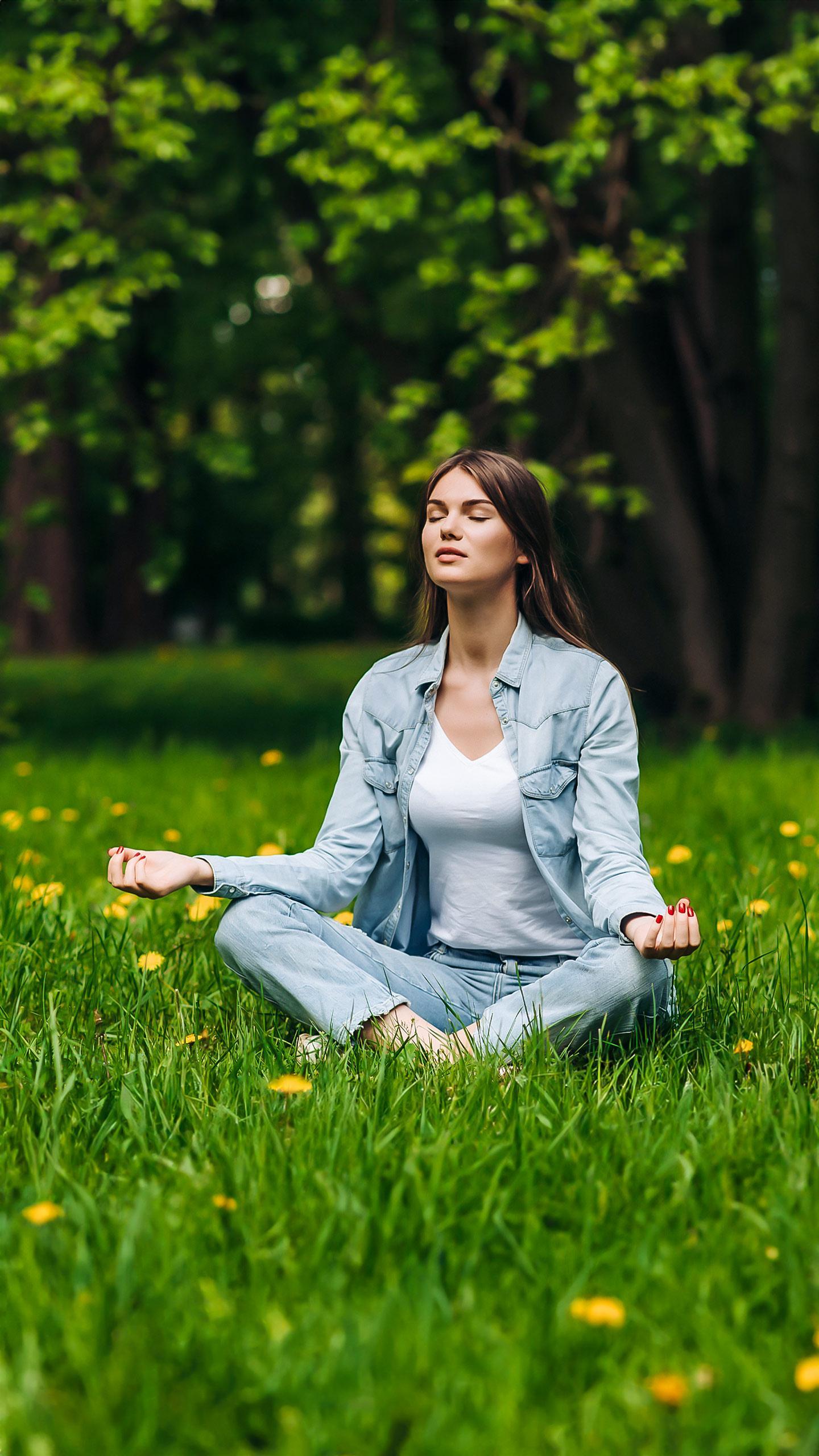 Psychologist Nicholas Van Dam Investigates Meditation's Adverse Effects on Mental Health