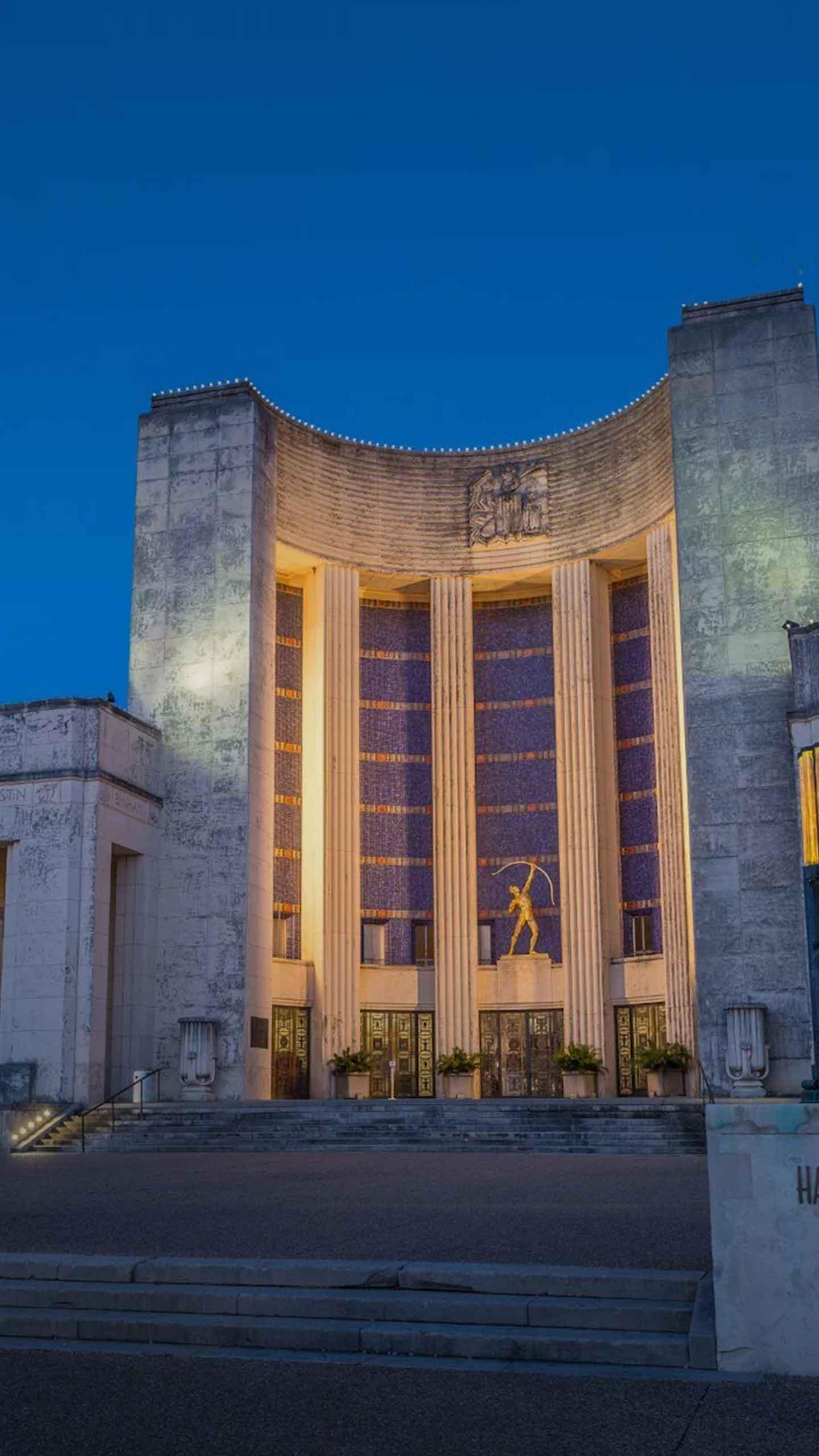 Klyde Warren Park Hosts Dog Adoption Event with Over 75 Dogs Available