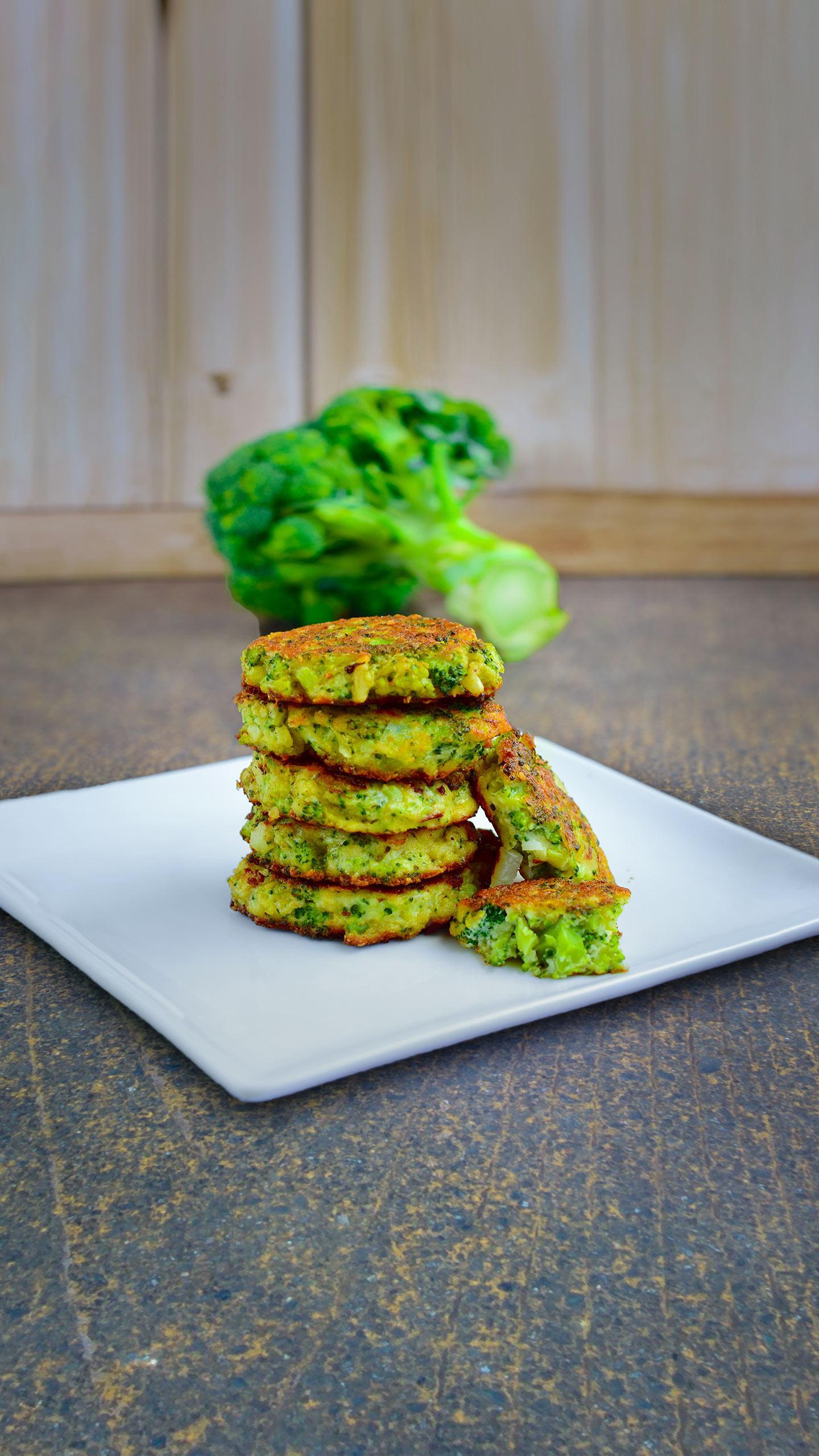 Albany Texas Roadhouse Serves Broccoli with Unexpected Caterpillar