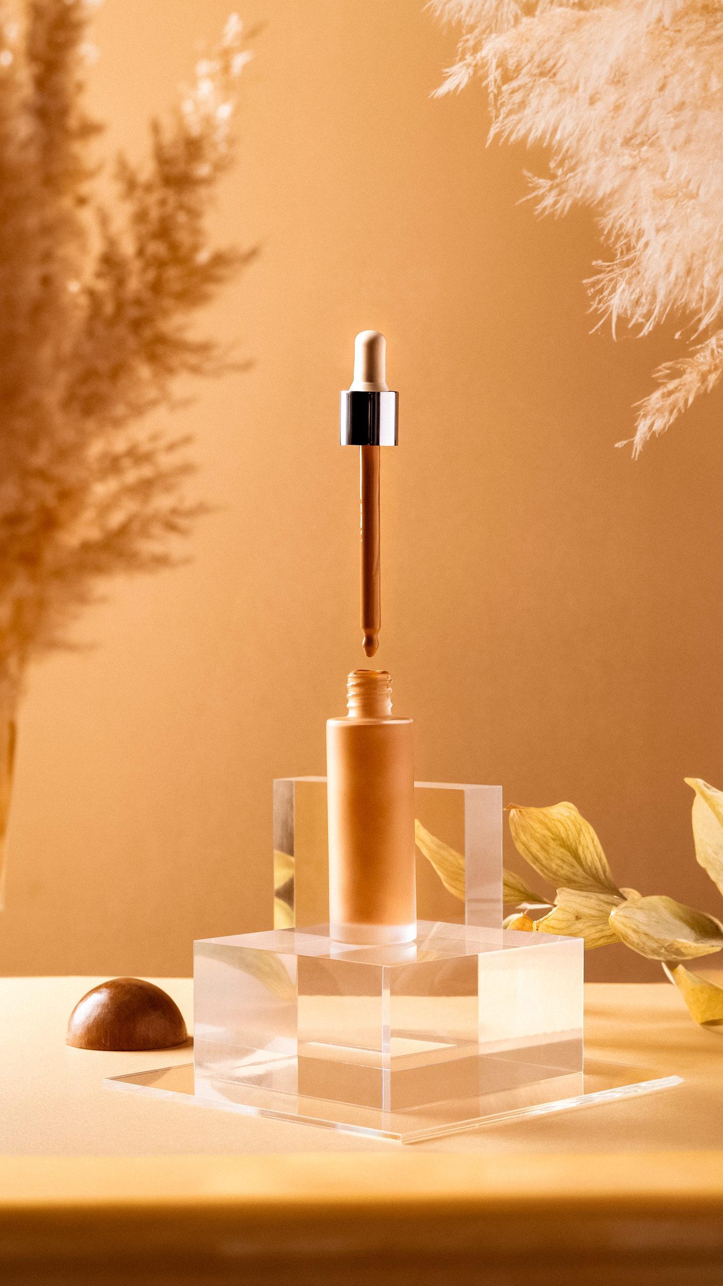 Vogue Highlights Fall Beauty Trends with Celebrity Influence