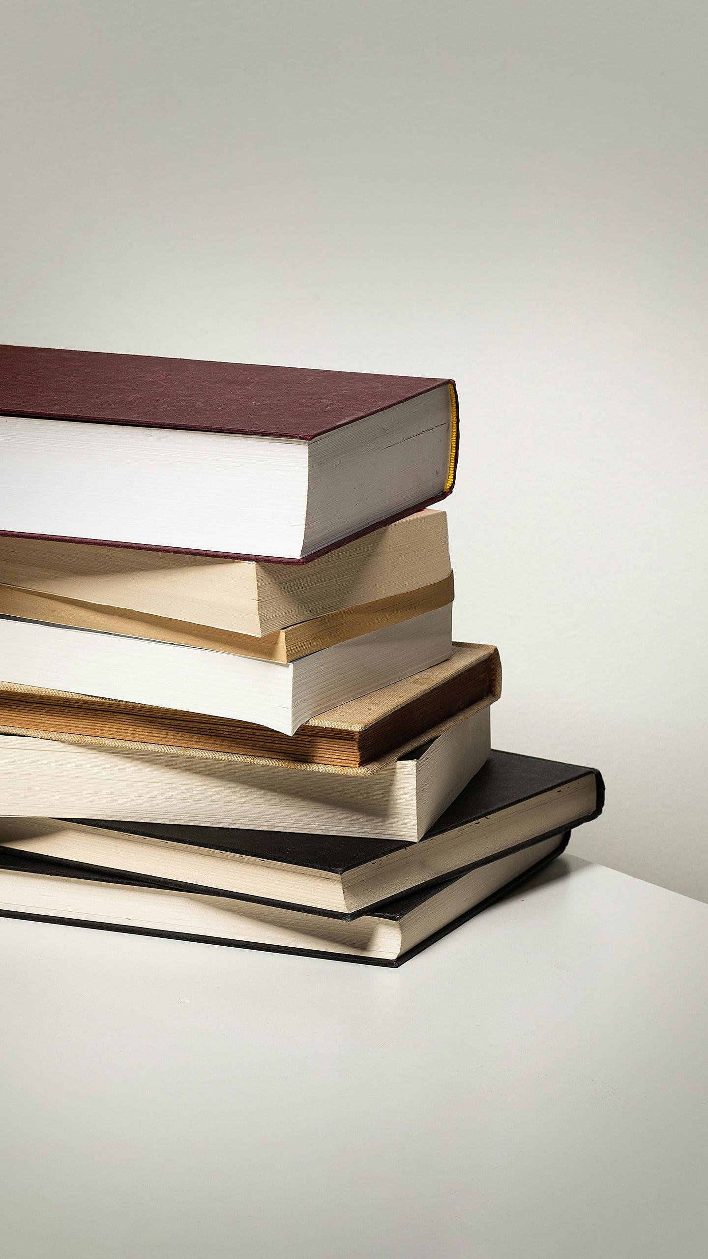 Caroline Palmer's 'Workhorse' Selected as Club Calvi's New Book Choice