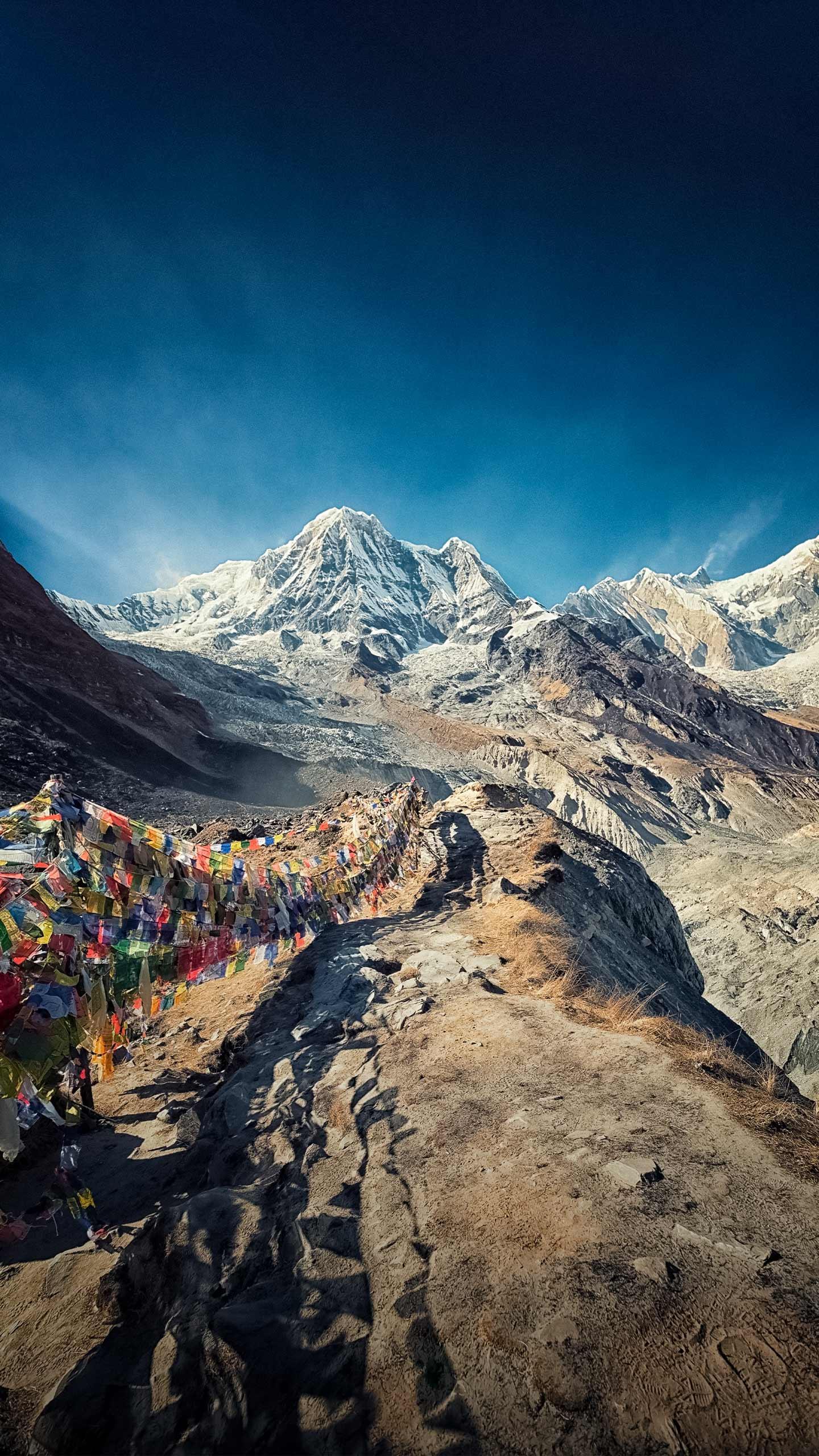 Avalanche in the Himalayas Claims Lives of Seven Climbers