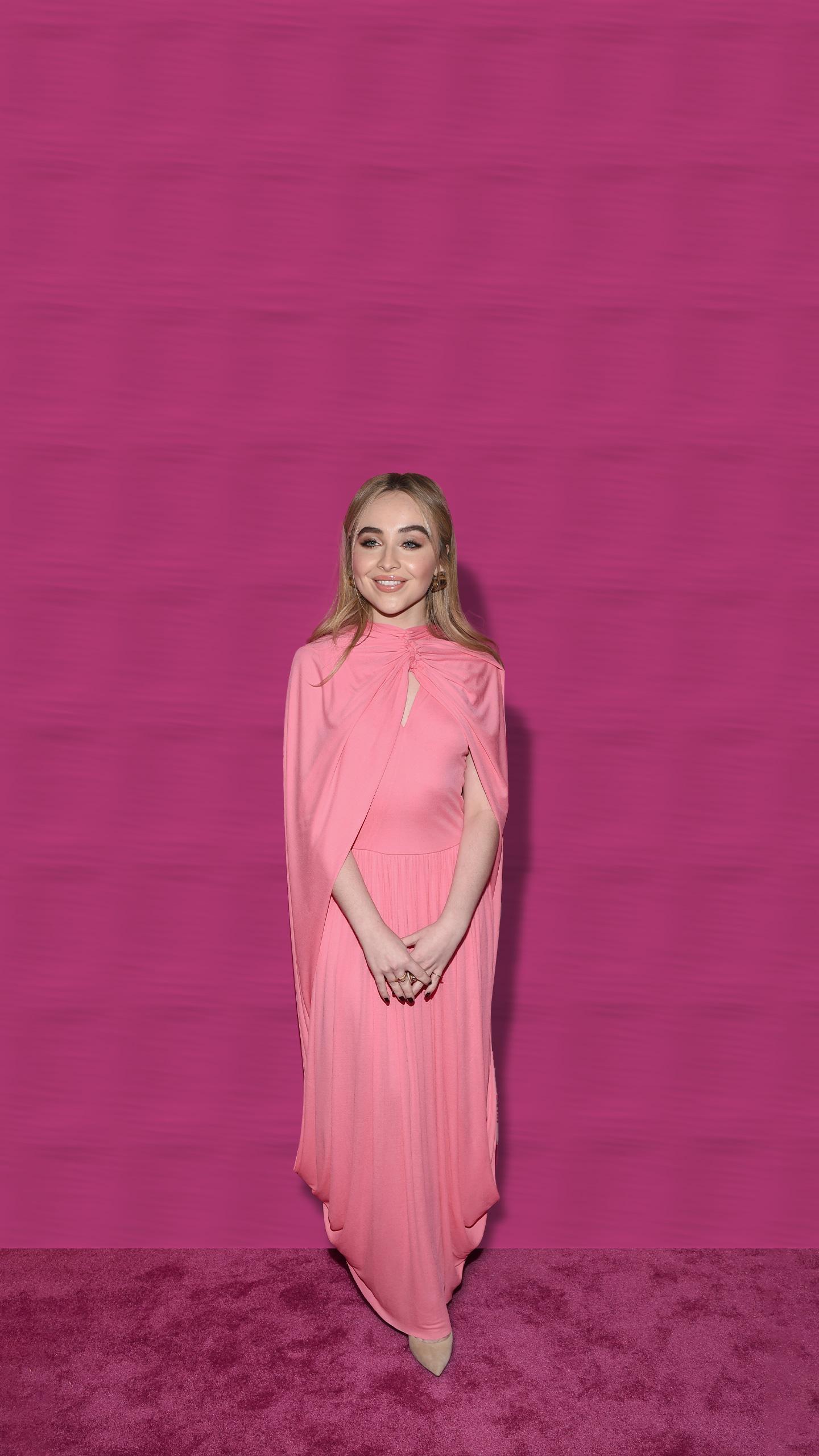 Lisa's Pink Princess Manicure at Emmys Captivates Red Carpet