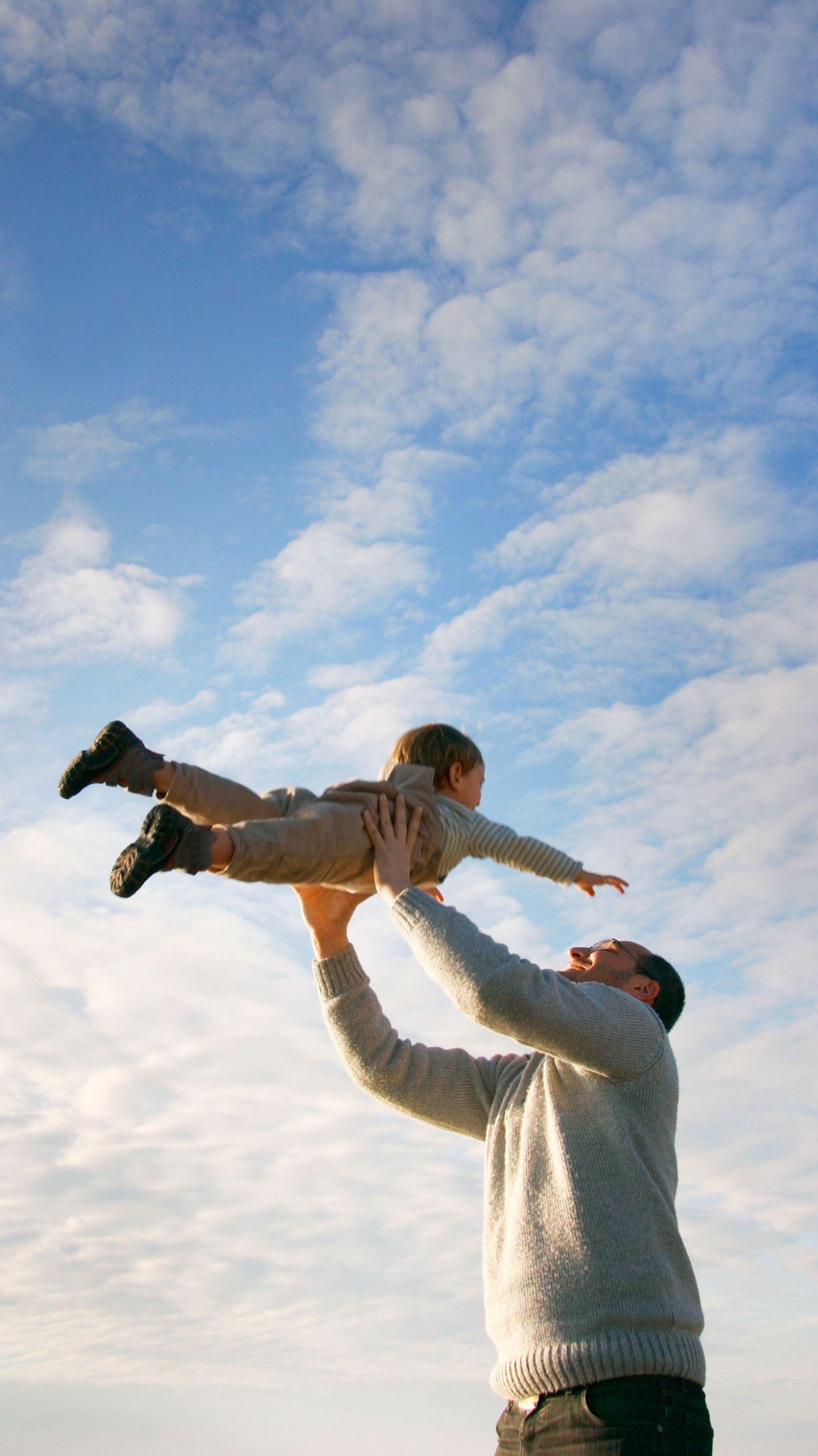 Therapist Suggests Alternative Questions to Foster Mental Strength in Children