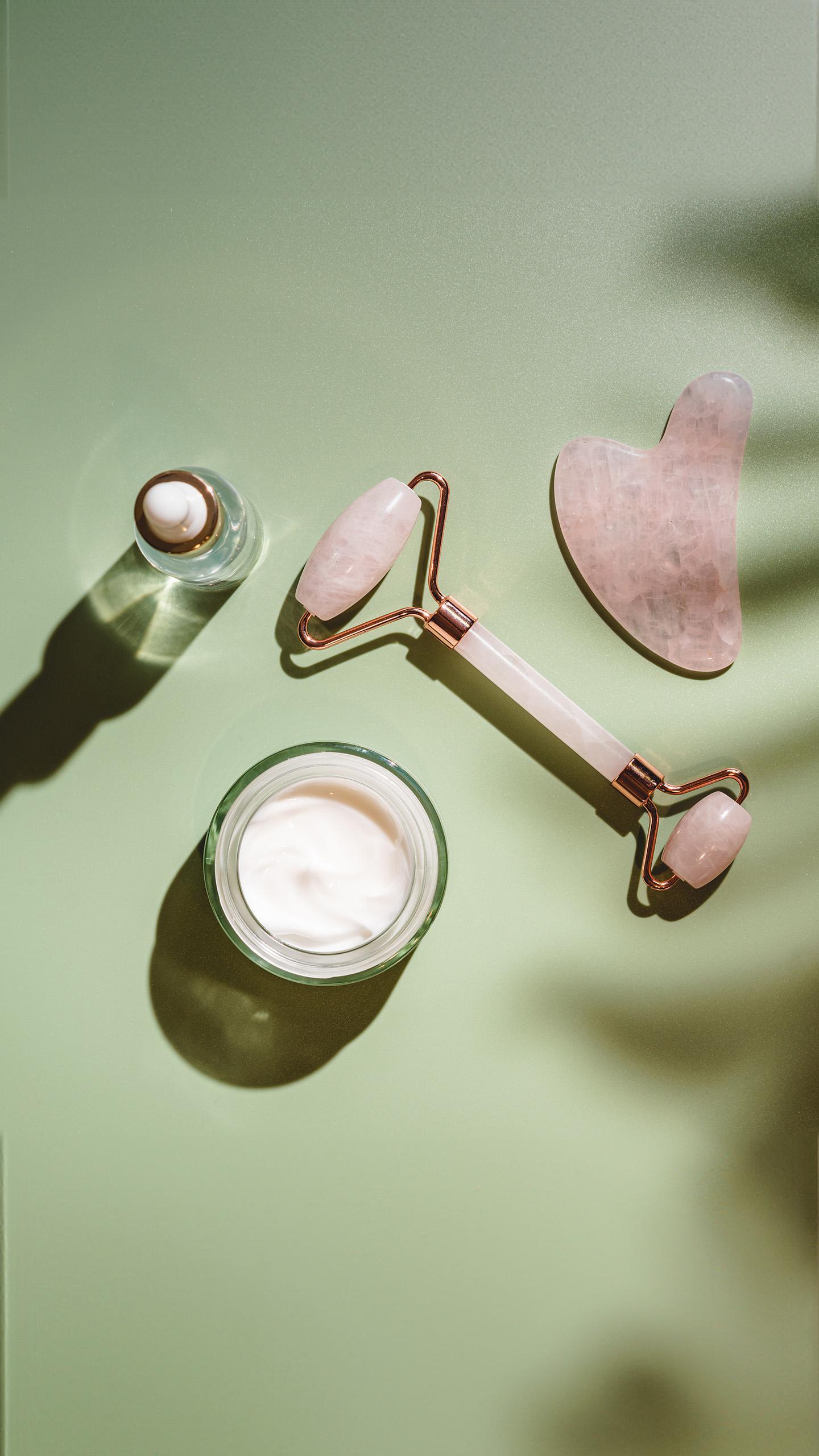 Dermatologists Highlight Skin Changes in Your 40s and Recommended Care