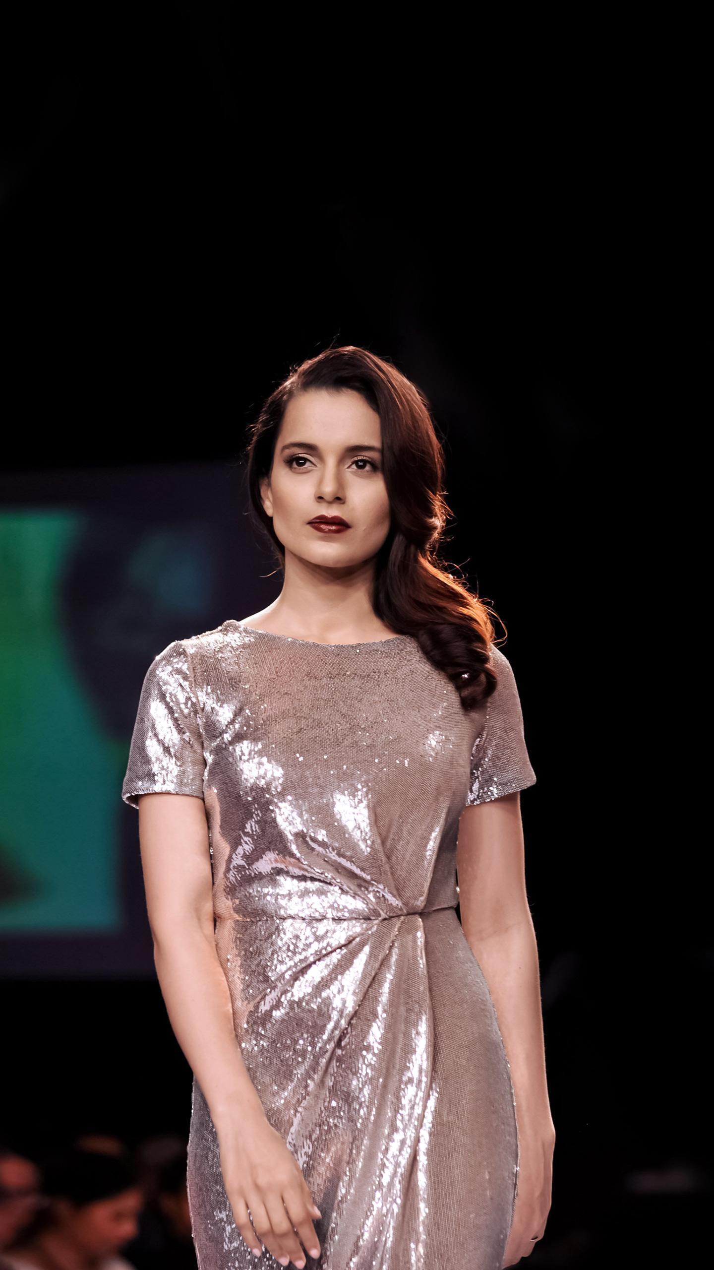 Vogue World: Hollywood Celebrates Fashion and Film Intersection with Silver Screen Legends on the Runway