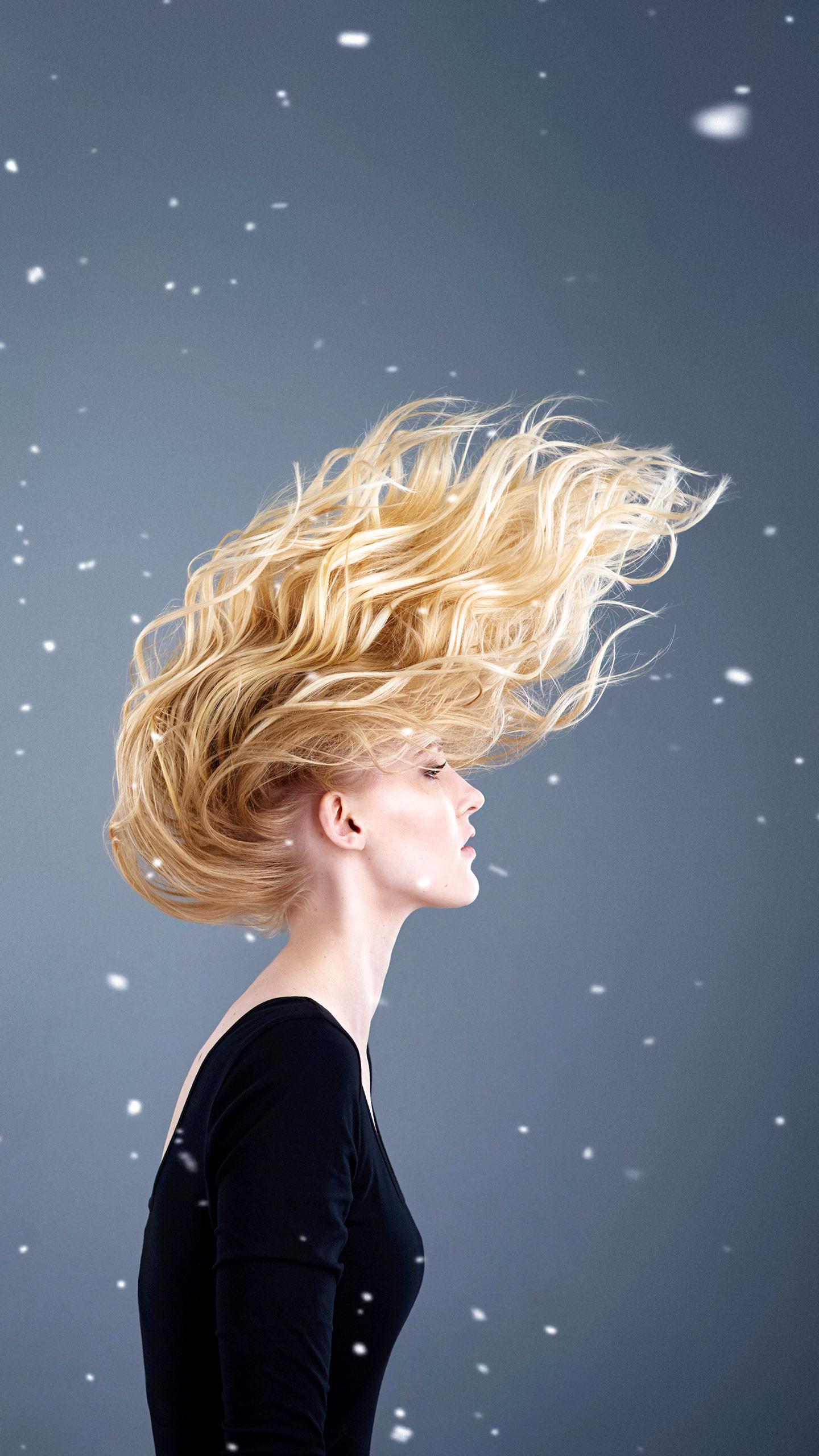Dermatologists Offer Solutions for Managing Dandruff Effectively